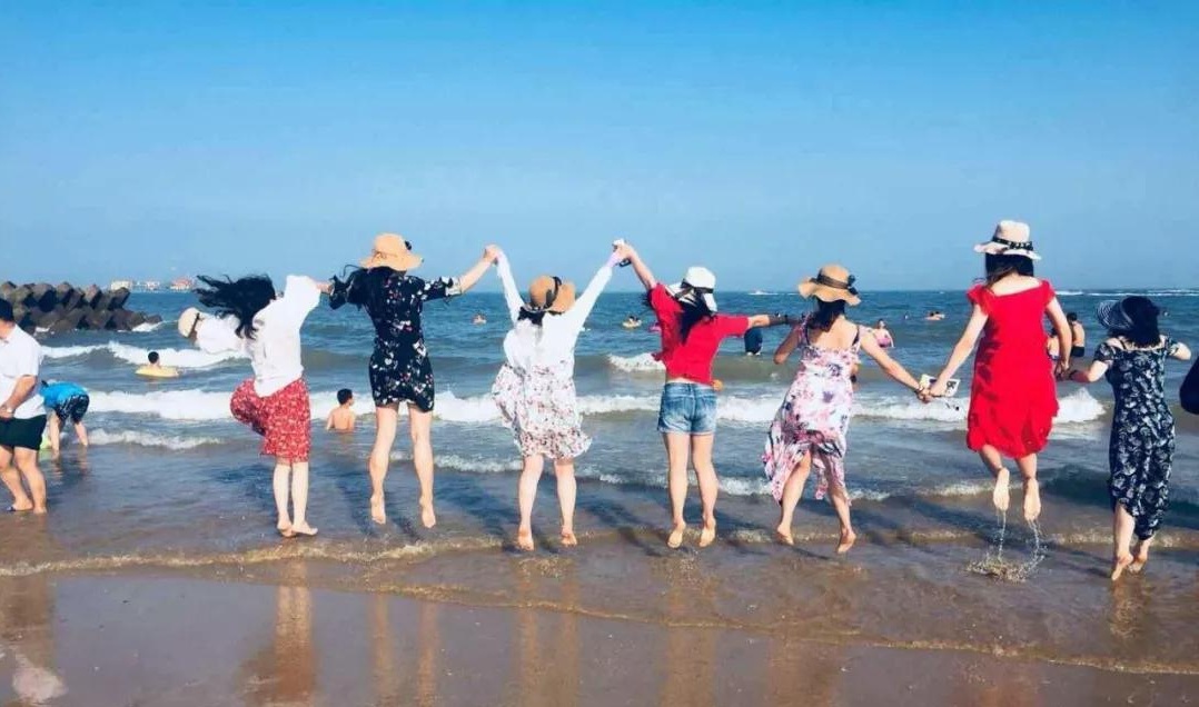 河（hé）南西瓜视频絕緣新材（cái）料有限公司親海之旅（lǚ） “日照遊”